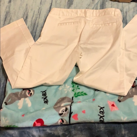 Capris - Picture 2 of 4